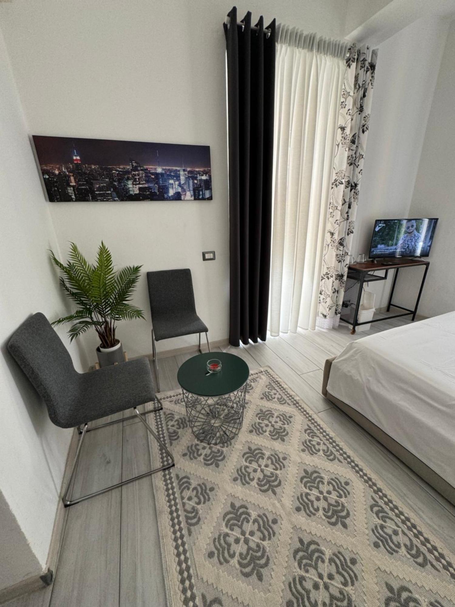 Casa L'Aquila Hotel Como Luaran gambar