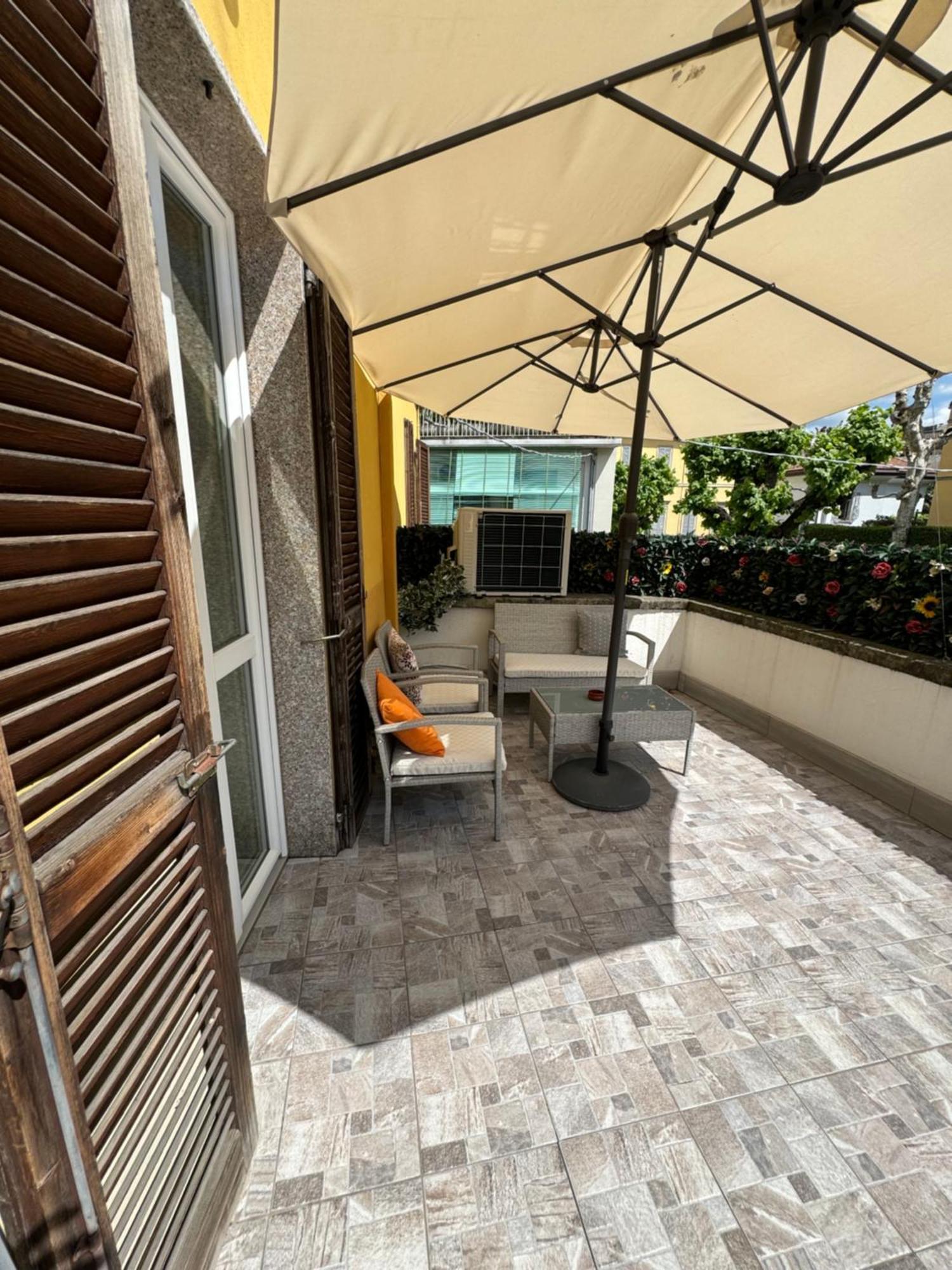 Casa L'Aquila Hotel Como Luaran gambar
